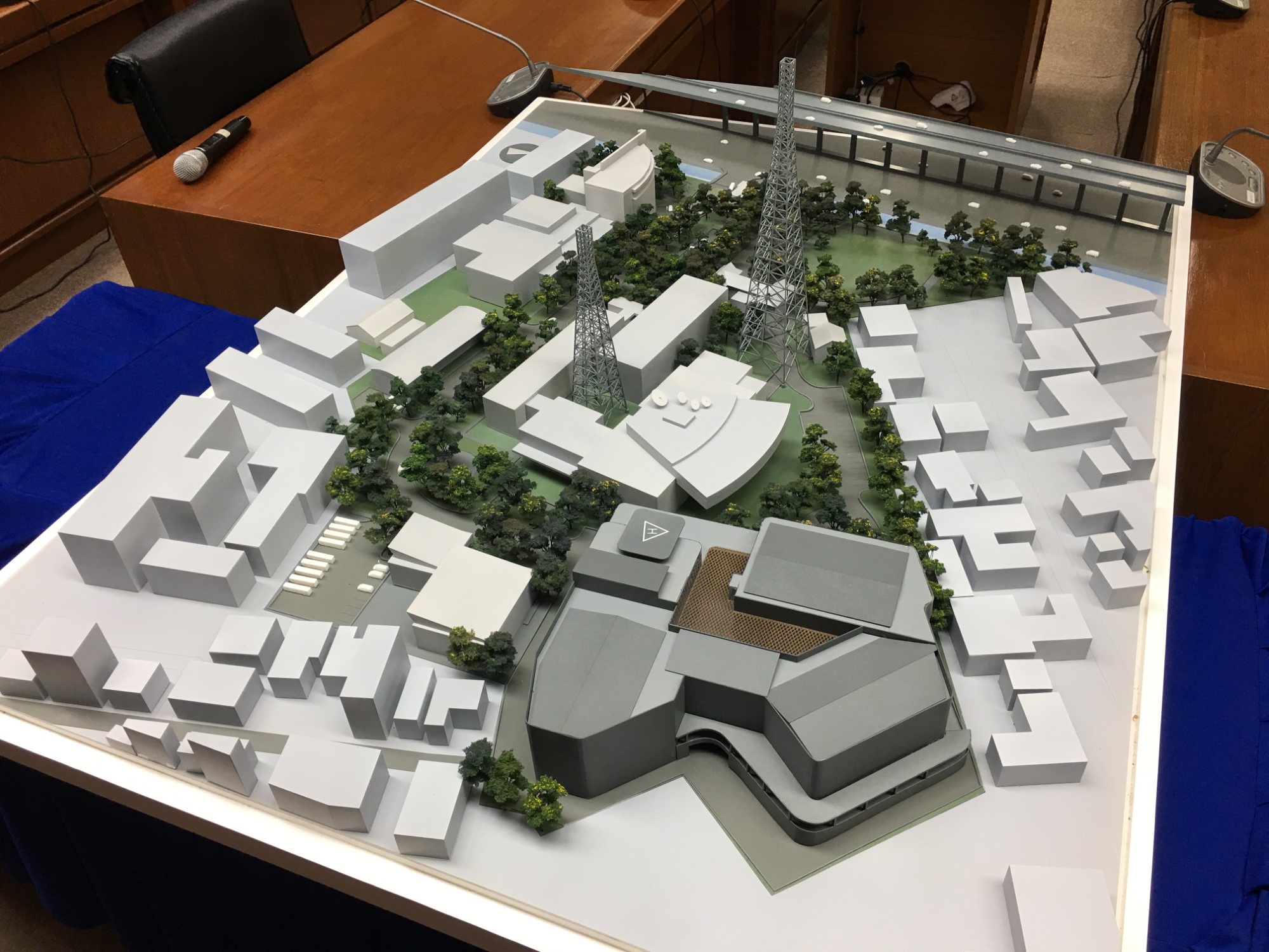 Construction Supervision of a Television and Radio Broadcasting